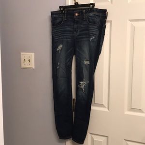 Size 6 Short AEO Ripped Dark Jeggings